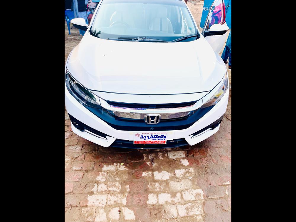 Honda Civic 2020 for Sale in Khanewal Honda Civic 2020 for Sale in Khanewal Image-6