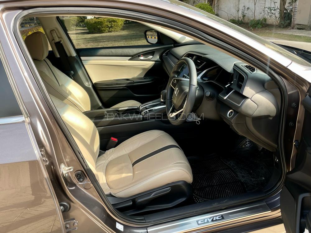 Honda Civic 2018 for Sale in Islamabad Honda Civic 2018 for Sale in Islamabad Image-9