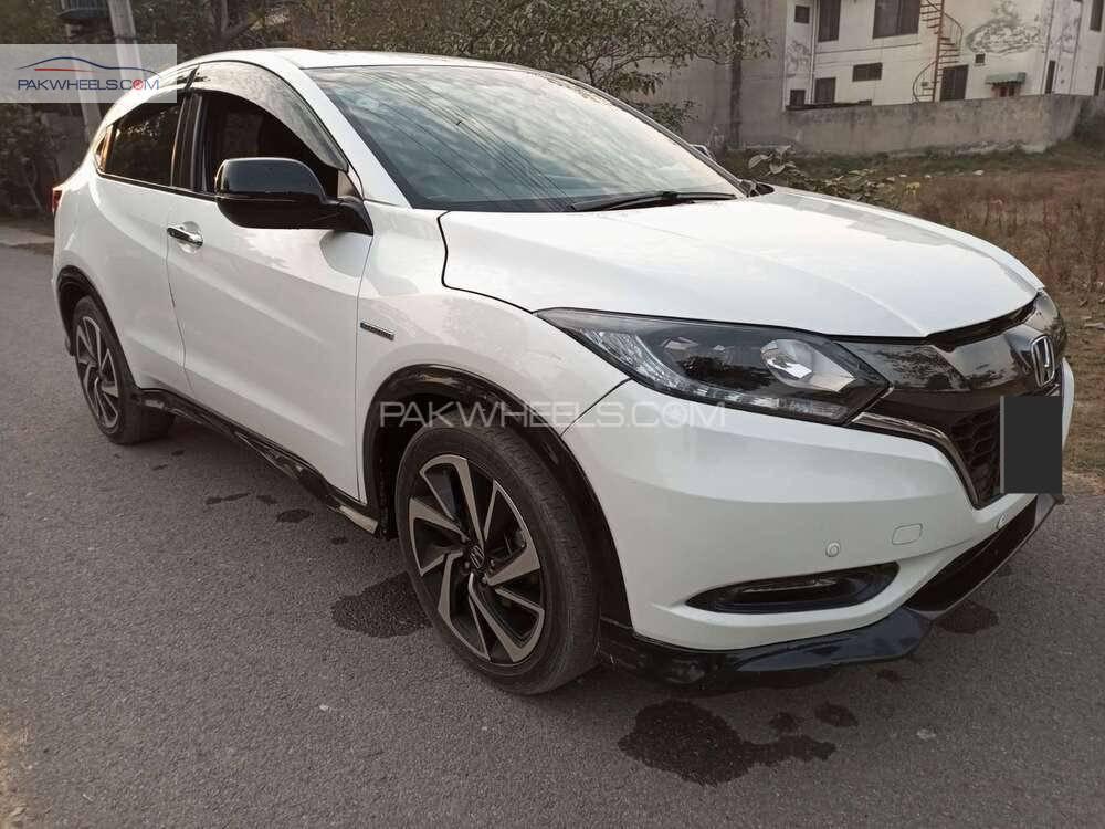 Honda Vezel 2017 for Sale in Lahore Honda Vezel 2017 for Sale in Lahore Image-2