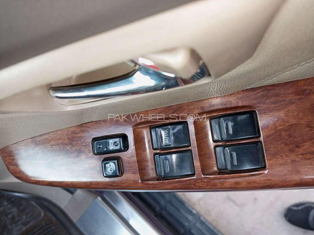 Toyota Fortuner 2013 for Sale in Lahore Toyota Fortuner 2013 for Sale in Lahore Image-12