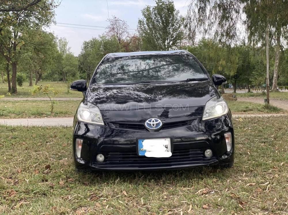 Toyota Prius 2013 for Sale in Islamabad Toyota Prius 2013 for Sale in Islamabad Image-9