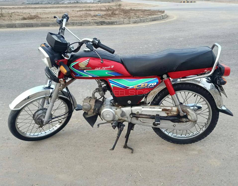 Honda CD 70 2017 for Sale Honda CD 70 2017 for Sale Image-3