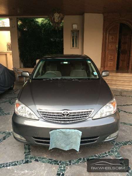 Toyota Camry 2001 for Sale in Lahore Image-1