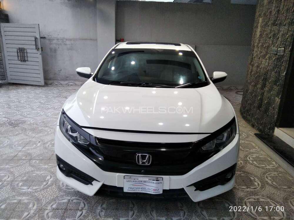 Honda Civic Turbo 1.5 VTEC CVT 2016 Image-1