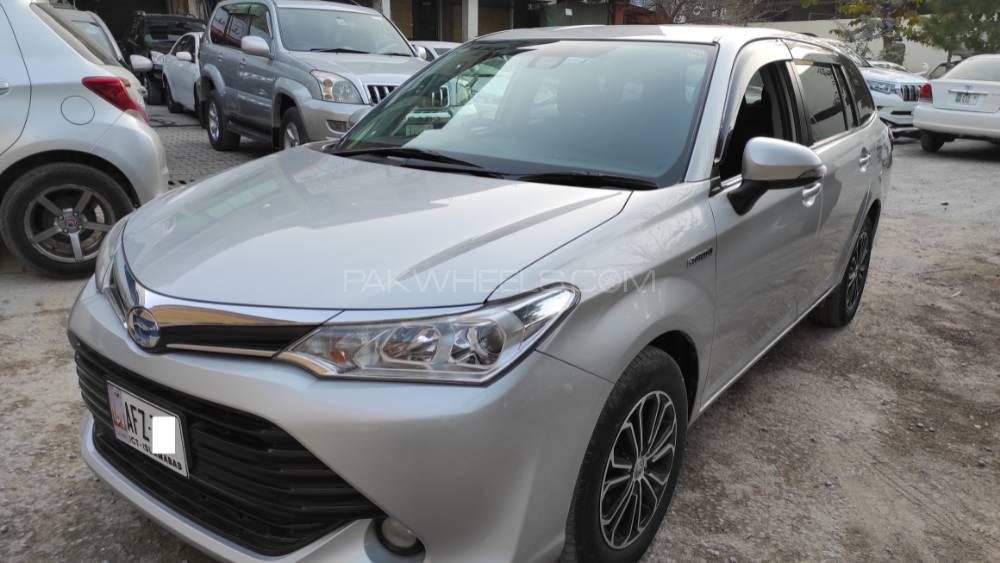 Toyota Corolla Fielder 2015 for Sale in Islamabad Toyota Corolla Fielder 2015 for Sale in Islamabad Image-2