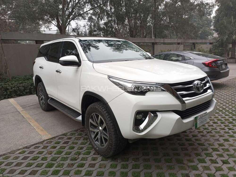ٹویوٹا فورچیونر 2018 for Sale in لاہور ٹویوٹا فورچیونر 2018 for Sale in لاہور Image-2