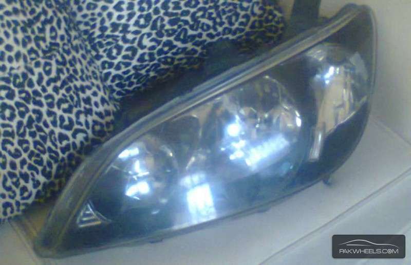 Honda Civic Head Lights For Sale Image-1
