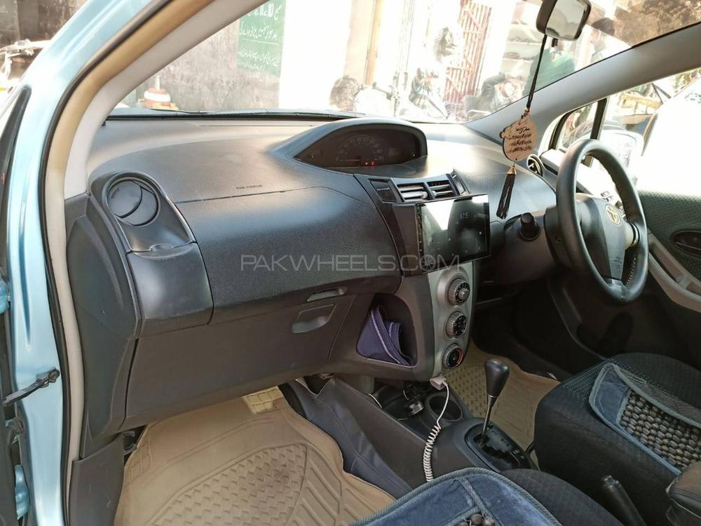 Toyota Vitz 2005 for Sale in Rawalpindi Toyota Vitz 2005 for Sale in Rawalpindi Image-3