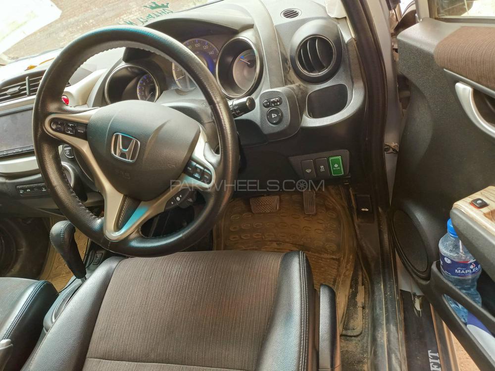 Honda Fit 2017 for Sale in Multan Image-1