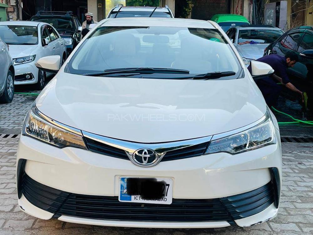 Toyota Corolla XLi VVTi 2018 Image-1