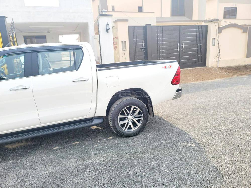 Toyota Hilux 2021 for Sale in Multan Toyota Hilux 2021 for Sale in Multan Image-8