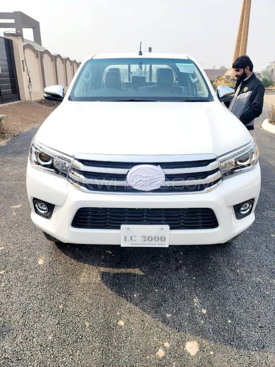 Toyota Hilux 2021 for Sale in Multan Toyota Hilux 2021 for Sale in Multan Image-6