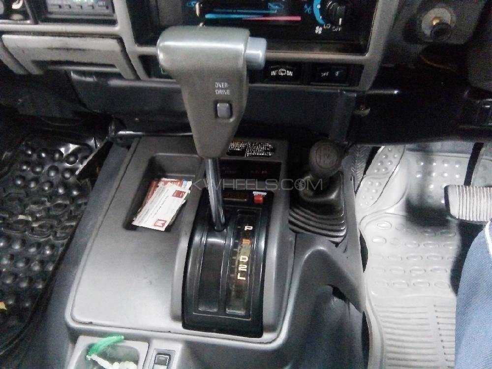 Toyota Prado 1991 for Sale in Gujranwala Toyota Prado 1991 for Sale in Gujranwala Image-7