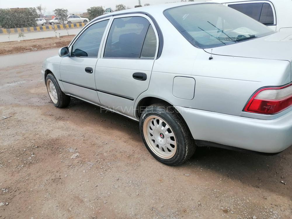 Toyota Corolla 2001 for Sale in Peshawar Toyota Corolla 2001 for Sale in Peshawar Image-4