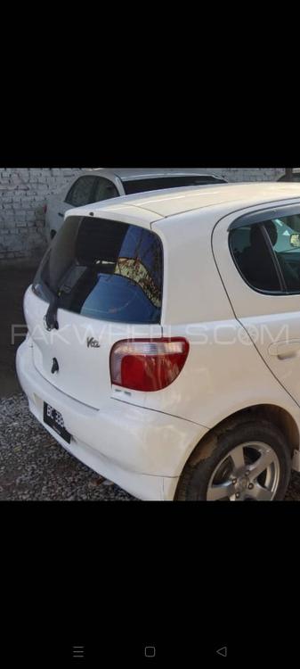 Toyota Vitz 2000 for Sale in Peshawar Toyota Vitz 2000 for Sale in Peshawar Image-3