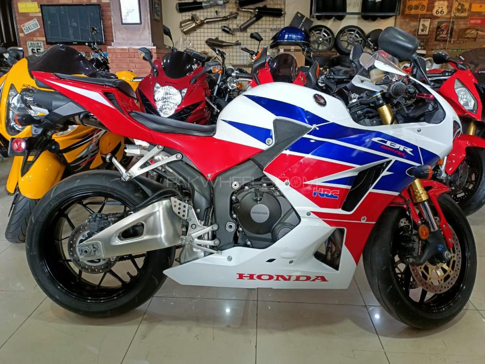 ہونڈا CBR 600RR 2013 for Sale ہونڈا CBR 600RR 2013 for Sale Image-3