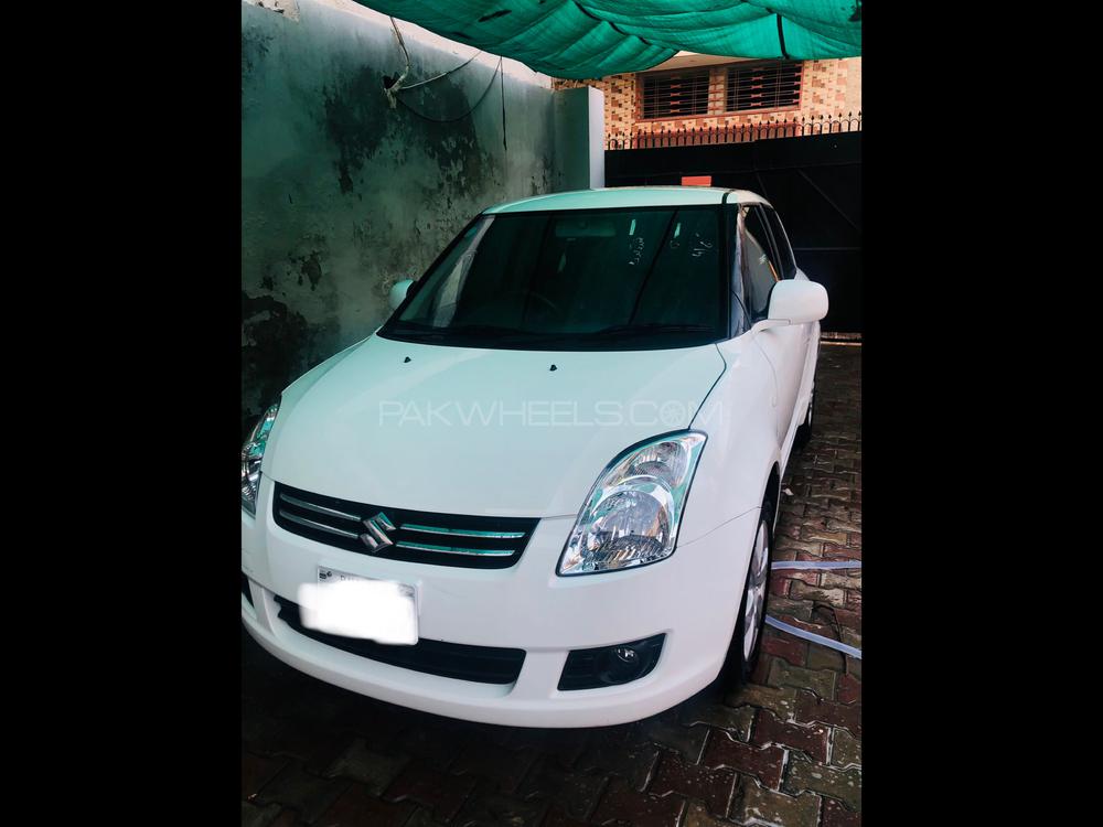 Suzuki Swift DLX Automatic 1.3 Navigation 2021 for sale in Lahore ...