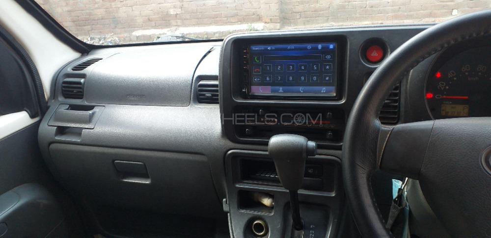Daihatsu Hijet 2010 for Sale in Lahore Daihatsu Hijet 2010 for Sale in Lahore Image-2