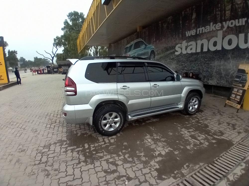 Toyota Prado 2004 for Sale in Wah cantt Image-1
