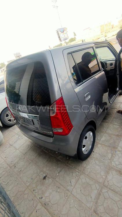 Suzuki Wagon R 2017 for Sale in Dera ismail khan Suzuki Wagon R 2017 for Sale in Dera ismail khan Image-2