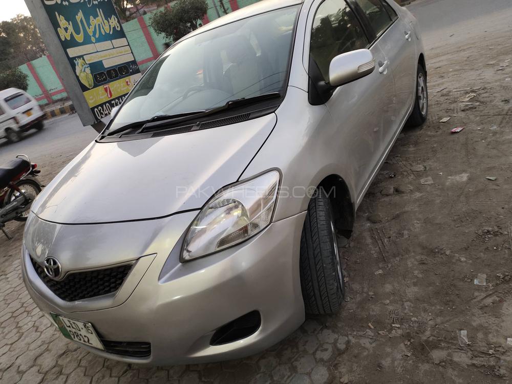 Toyota Belta 2015 for Sale in Layyah Image-1