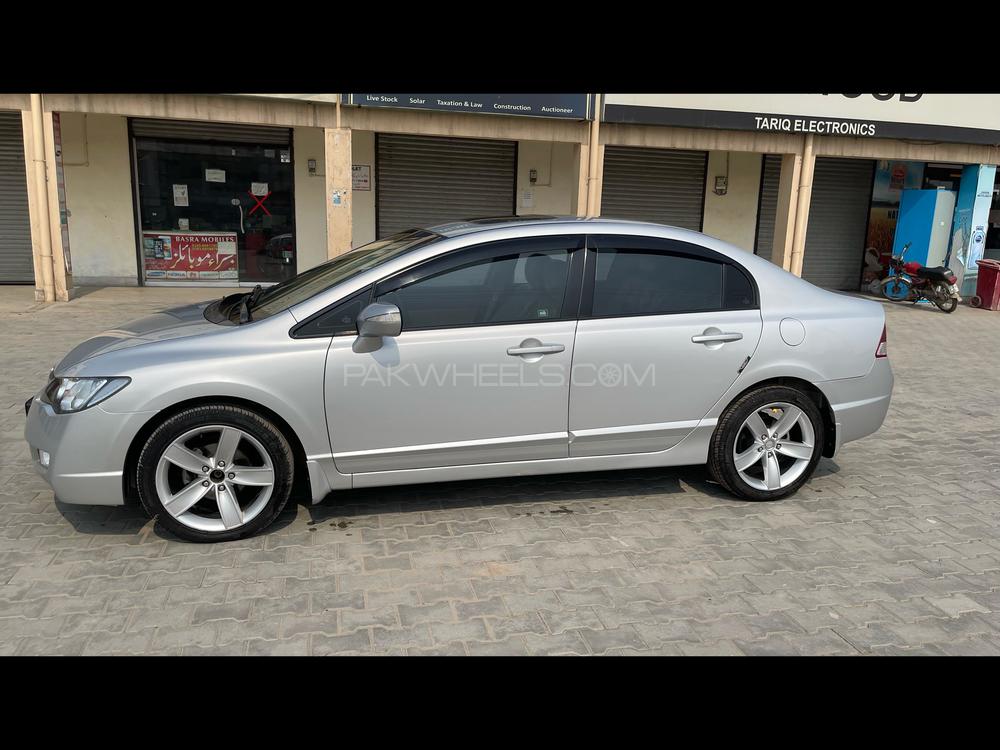 Honda Civic 2011 for Sale in Lahore Honda Civic 2011 for Sale in Lahore Image-12