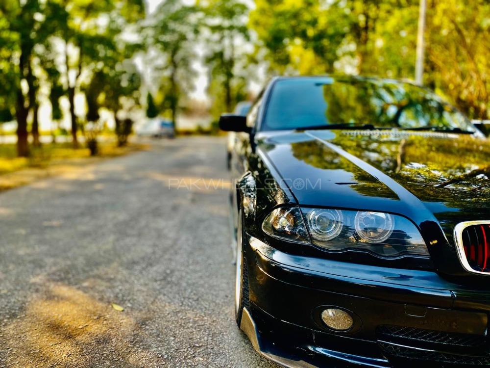 BMW 3 Series - 1988 Thunder  Image-1