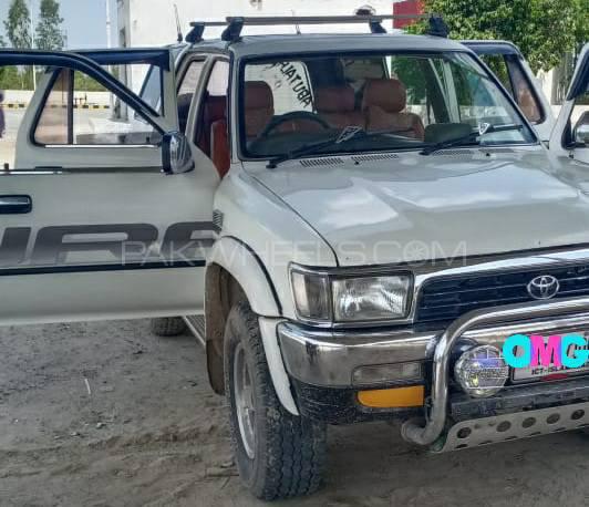 Toyota Surf 1990 for Sale in Mian Wali Image-1
