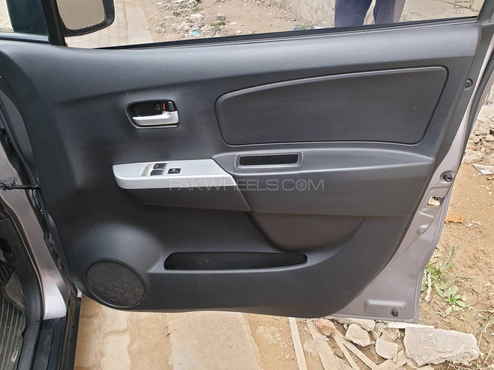 Suzuki Wagon R 2017 for Sale in Okara Suzuki Wagon R 2017 for Sale in Okara Image-8