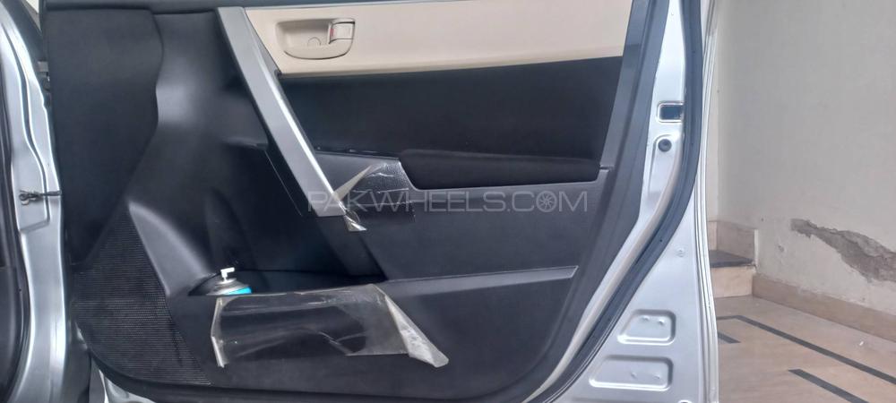 Toyota Corolla 2015 for Sale in Lahore Toyota Corolla 2015 for Sale in Lahore Image-6