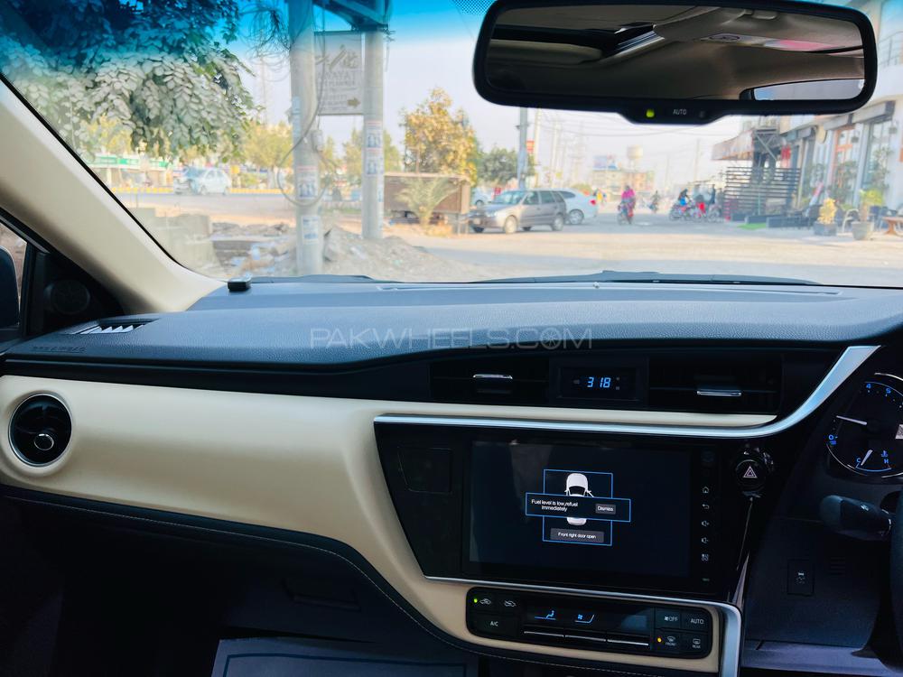 Toyota Corolla 2021 for Sale in Multan Toyota Corolla 2021 for Sale in Multan Image-16