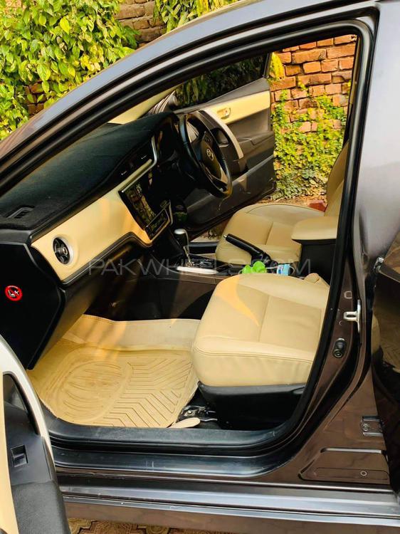 Toyota Corolla 2019 for Sale in Peshawar Toyota Corolla 2019 for Sale in Peshawar Image-6