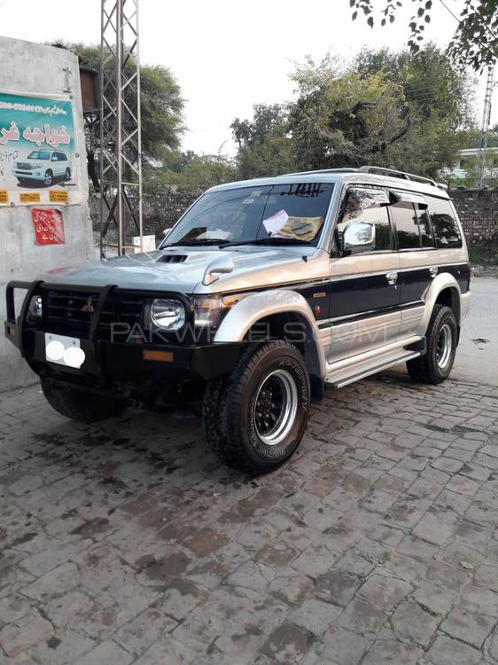 Mitsubishi Pajero 1993 for Sale in Islamabad Mitsubishi Pajero 1993 for Sale in Islamabad Image-9