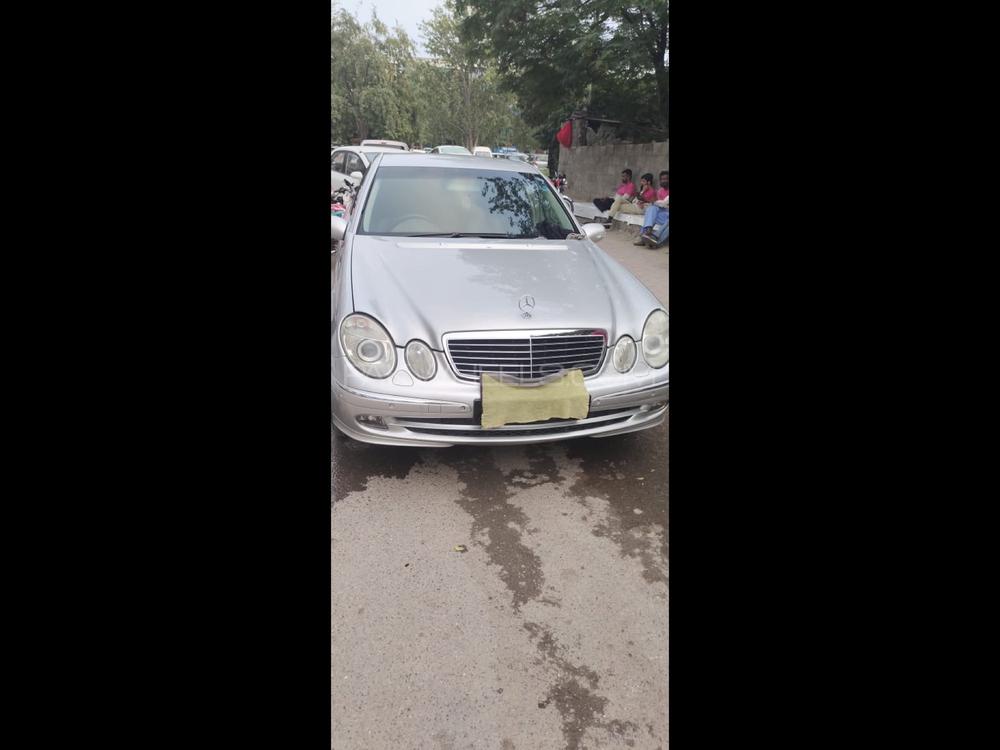 Mercedes Benz E Class 2004 for Sale in Rawalpindi Mercedes Benz E Class 2004 for Sale in Rawalpindi Image-10