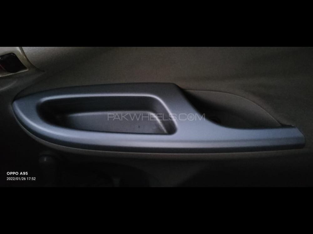 Toyota Corolla 2013 for Sale in Sargodha Toyota Corolla 2013 for Sale in Sargodha Image-6