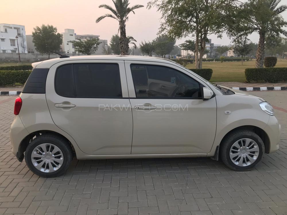 ڈائیہاتسو بون 2017 for Sale in لاہور ڈائیہاتسو بون 2017 for Sale in لاہور Image-4