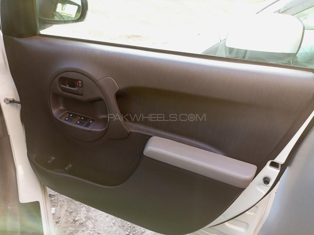 Toyota Passo 2015 for Sale in Karachi Toyota Passo 2015 for Sale in Karachi Image-3