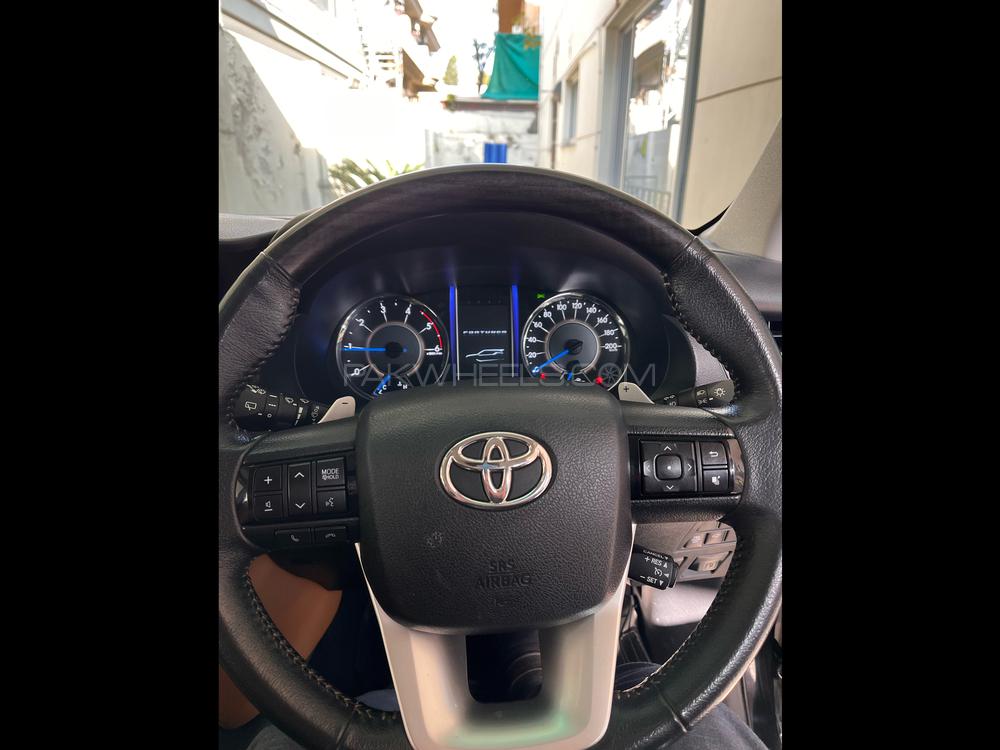 Toyota Fortuner 2018 for Sale in Islamabad Toyota Fortuner 2018 for Sale in Islamabad Image-8