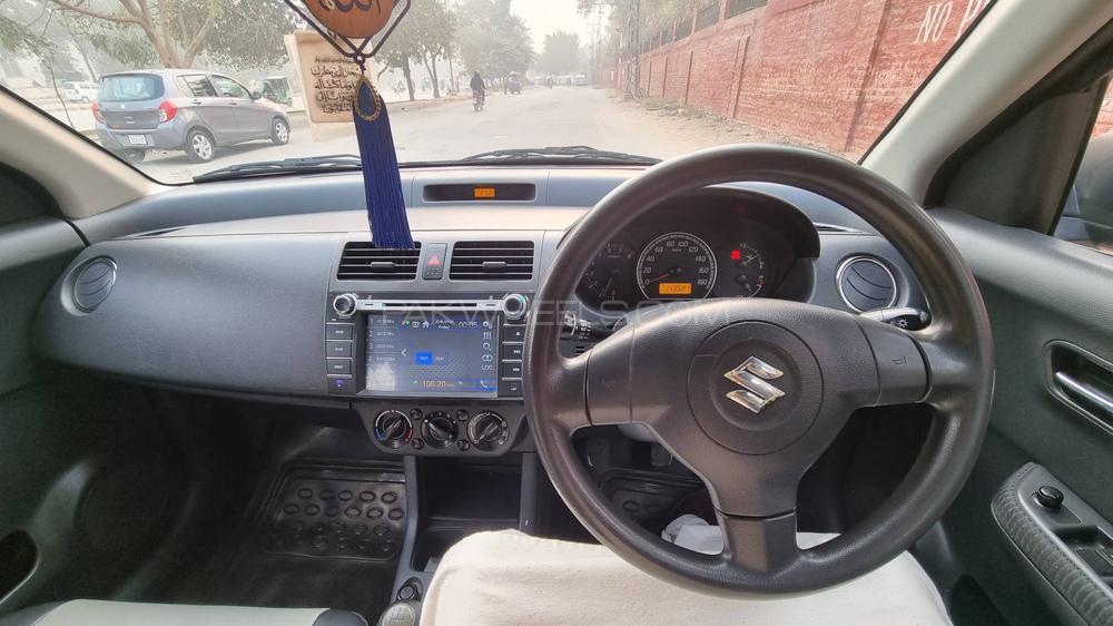 Suzuki Swift 2013 for Sale in Lahore Suzuki Swift 2013 for Sale in Lahore Image-3