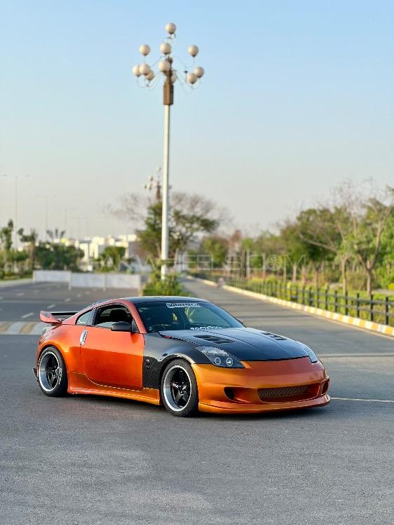 Nissan 350Z - 2002 Nissan 350z HR Image-1