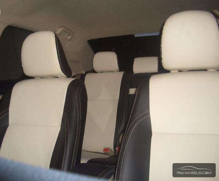 Toyota 2014 Leatherette Seat Cover Image-1