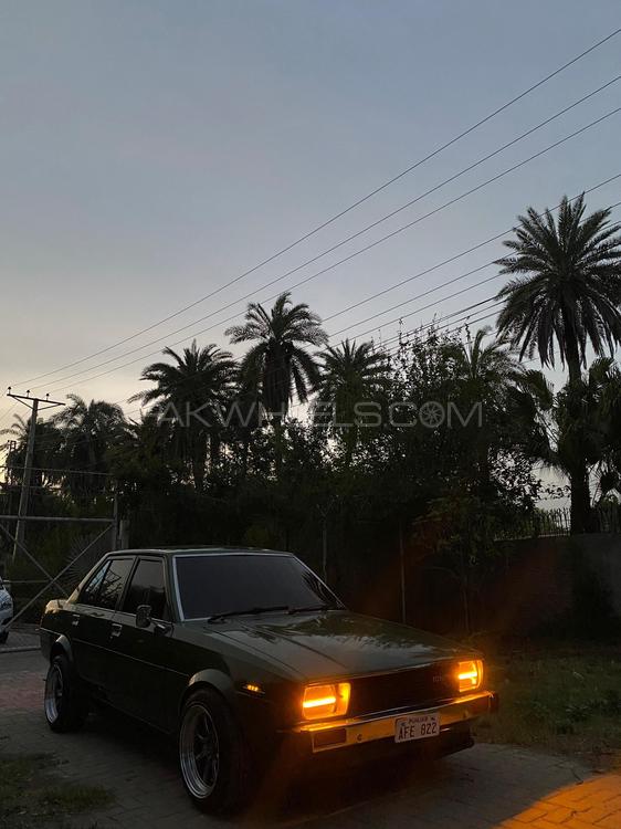 Toyota Corolla - 1982  Image-1