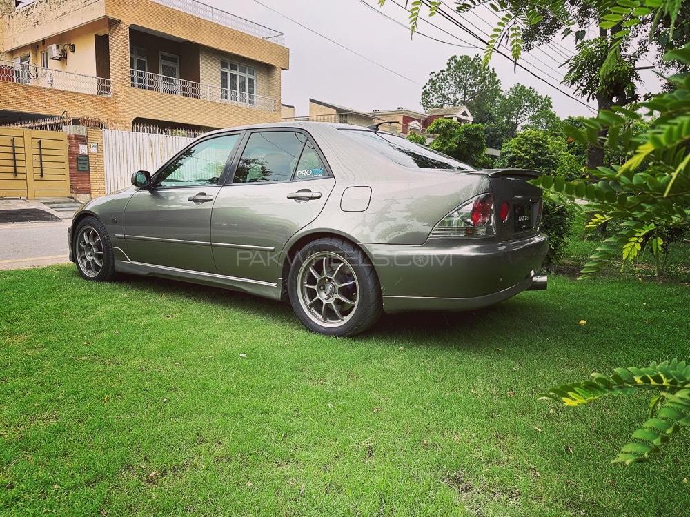 Toyota Altezza - 2002  Image-1