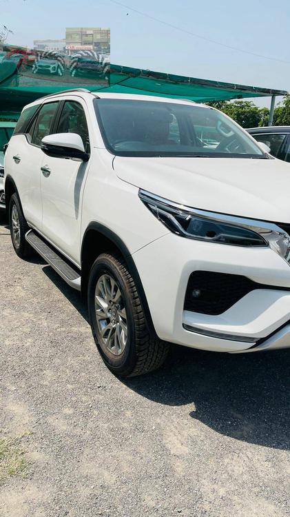 Toyota Fortuner 2022 for Sale in Islamabad Toyota Fortuner 2022 for Sale in Islamabad Image-8