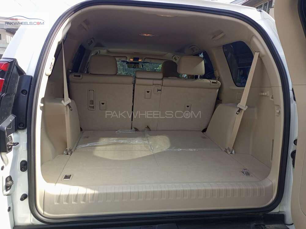 Toyota Prado 2018 for Sale in Lahore Image-1
