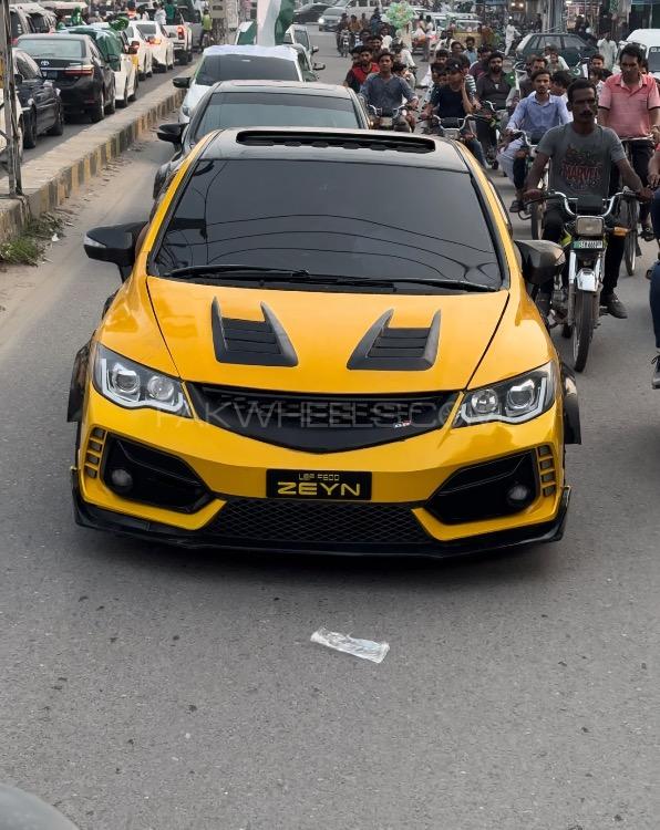Honda Civic - 2008 Bumble Bee  Image-1
