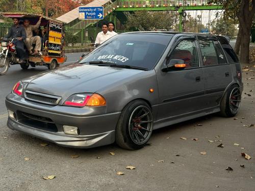 Suzuki Cultus - 2013