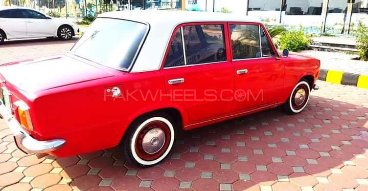 فیئٹ 124 - 1969 Red ferry  فیئٹ 124 - 1969 Red ferry  Image-4