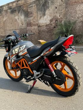 Honda CB 150F - 2024