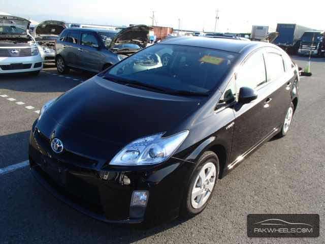 Toyota Prius 2011 for Sale in Karachi Image-1